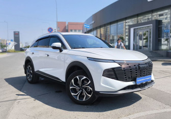 Подержанный автомобиль Haval F7 2025 года (3 фото)
