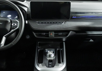 Подержанный автомобиль Haval Jolion 2024 года (14 фото)