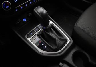 Подержанный автомобиль Hyundai Creta 2019 года (11 фото)