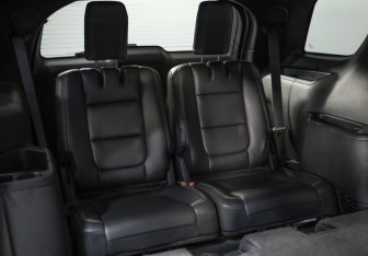 Подержанный автомобиль Ford Explorer 2014 года (28 фото)