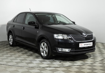 Подержанный автомобиль Skoda Rapid Liftback 2014 года (3 фото)