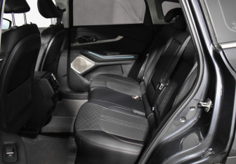 Подержанный автомобиль Exeed TXL 2023 года (11 фото)