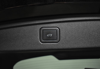 Подержанный автомобиль Haval F7 2024 года (22 фото)