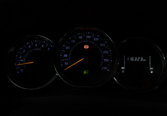 Подержанный автомобиль Renault Sandero 2020 года (12 фото)