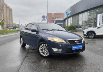 Подержанный автомобиль Ford Mondeo Liftback 2008 года (3 фото)
