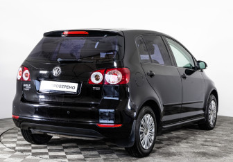 Подержанный автомобиль Volkswagen Golf Plus 2012 года (5 фото)