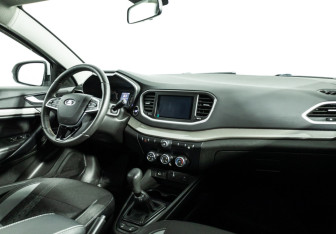 Подержанный автомобиль LADA (ВАЗ) Vesta Sedan 2023 года (9 фото)