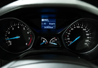 Подержанный автомобиль Ford Focus Hatchback 2015 года (12 фото)