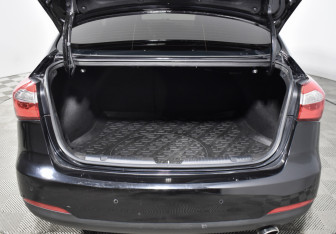 Подержанный автомобиль Kia Cerato Sedan 2014 года (19 фото)