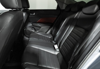 Подержанный автомобиль Hyundai Solaris Sedan 2020 года (10 фото)