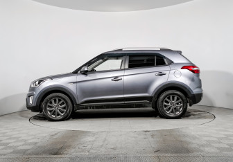 Подержанный автомобиль Hyundai Creta 2021 года (8 фото)