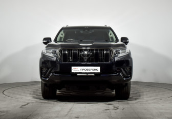 Подержанный автомобиль Toyota Land Cruiser Prado 2019 года (2 фото)