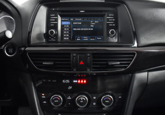 Подержанный автомобиль Mazda 6 Sedan 2014 года (17 фото)