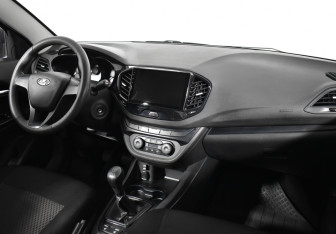 Подержанный автомобиль LADA (ВАЗ) Vesta Sedan 2019 года (10 фото)