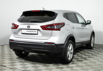 Подержанный автомобиль Nissan Qashqai 2019 года (5 фото)