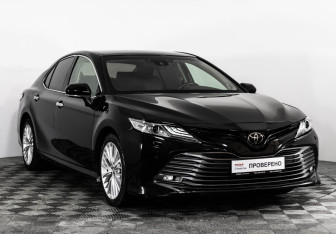 Подержанный автомобиль Toyota Camry Sedan 2019 года (5 фото)