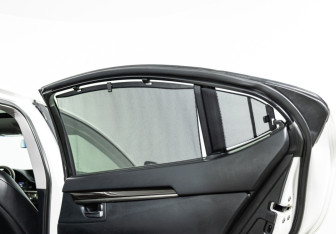 Подержанный автомобиль Lexus ES 2015 года (24 фото)