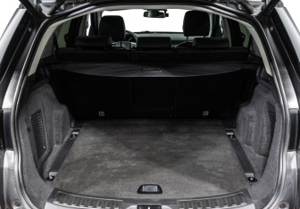 Подержанный автомобиль Land Rover Discovery Sport 2017 года (20 фото)