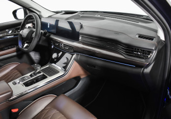 Подержанный автомобиль Exeed VX 2022 года (13 фото)