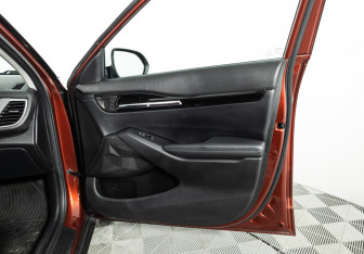 Подержанный автомобиль Kia Seltos 2020 года (28 фото)