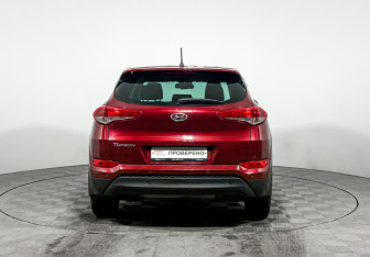 Подержанный автомобиль Hyundai Tucson 2016 года (6 фото)