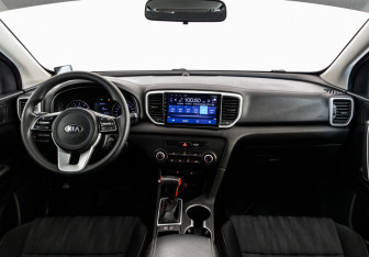 Подержанный автомобиль Kia Sportage 2021 года (10 фото)