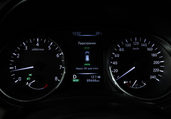 Подержанный автомобиль Nissan Qashqai 2021 года (12 фото)