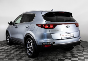 Подержанный автомобиль Kia Sportage 2021 года (7 фото)