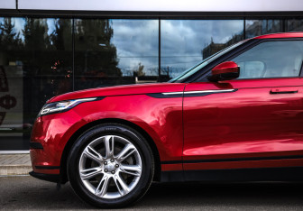 Подержанный автомобиль Land Rover Range Rover Velar 2020 года (11 фото)