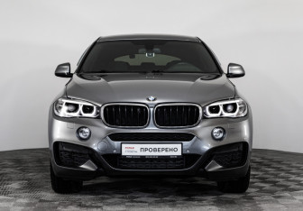Подержанный автомобиль BMW X6 2018 года (3 фото)