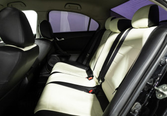 Подержанный автомобиль Honda Accord Sedan 2011 года (10 фото)