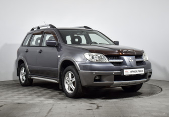 Подержанный автомобиль Mitsubishi Outlander 2006 года (3 фото)