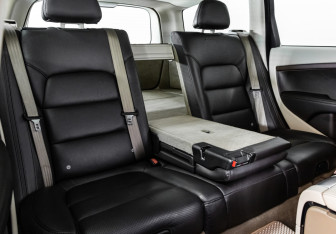 Подержанный автомобиль Volvo XC70 2014 года (24 фото)