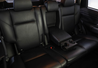 Подержанный автомобиль Mitsubishi Montero Sport 2022 года (29 фото)