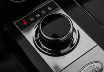 Подержанный автомобиль Land Rover Range Rover 2019 года (19 фото)