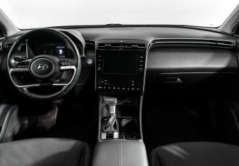 Подержанный автомобиль Hyundai Tucson 2021 года (14 фото)