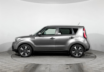 Подержанный автомобиль Kia Soul 2018 года (8 фото)