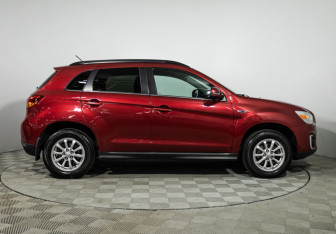 Подержанный автомобиль Mitsubishi ASX 2014 года (4 фото)