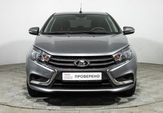 Подержанный автомобиль LADA (ВАЗ) Vesta Sedan 2017 года (2 фото)