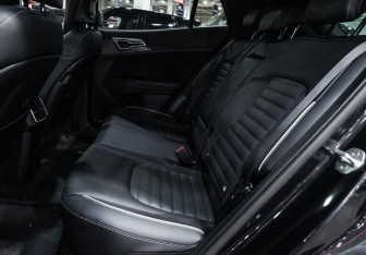 Подержанный автомобиль Kia Sportage 2022 года (13 фото)