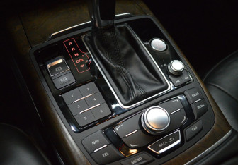 Подержанный автомобиль Audi A6 Sedan 2012 года (16 фото)