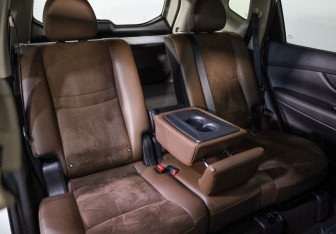 Подержанный автомобиль Nissan X-Trail 2021 года (25 фото)