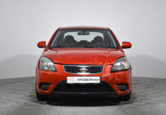 Подержанный автомобиль Kia Rio Sedan 2010 года (2 фото)