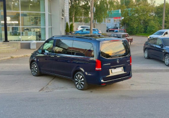 Подержанный автомобиль Mercedes-Benz Vito 2021 года (6 фото)