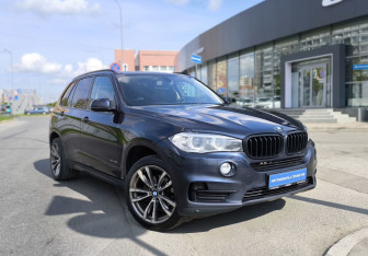 Подержанный автомобиль BMW X5 2014 года (3 фото)
