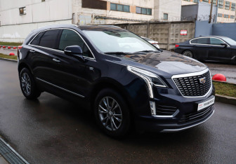 Подержанный автомобиль Cadillac XT5 2021 года (3 фото)
