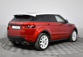 Подержанный автомобиль Land Rover Range Rover Evoque 2015 года (5 фото)