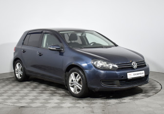 Подержанный автомобиль Volkswagen Golf Hatchback 2012 года (3 фото)