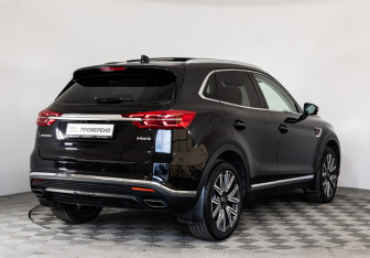 Подержанный автомобиль Hongqi HS5 2024 года (5 фото)