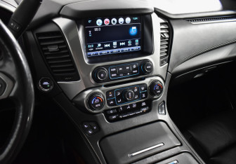Подержанный автомобиль Chevrolet Tahoe 2016 года (17 фото)